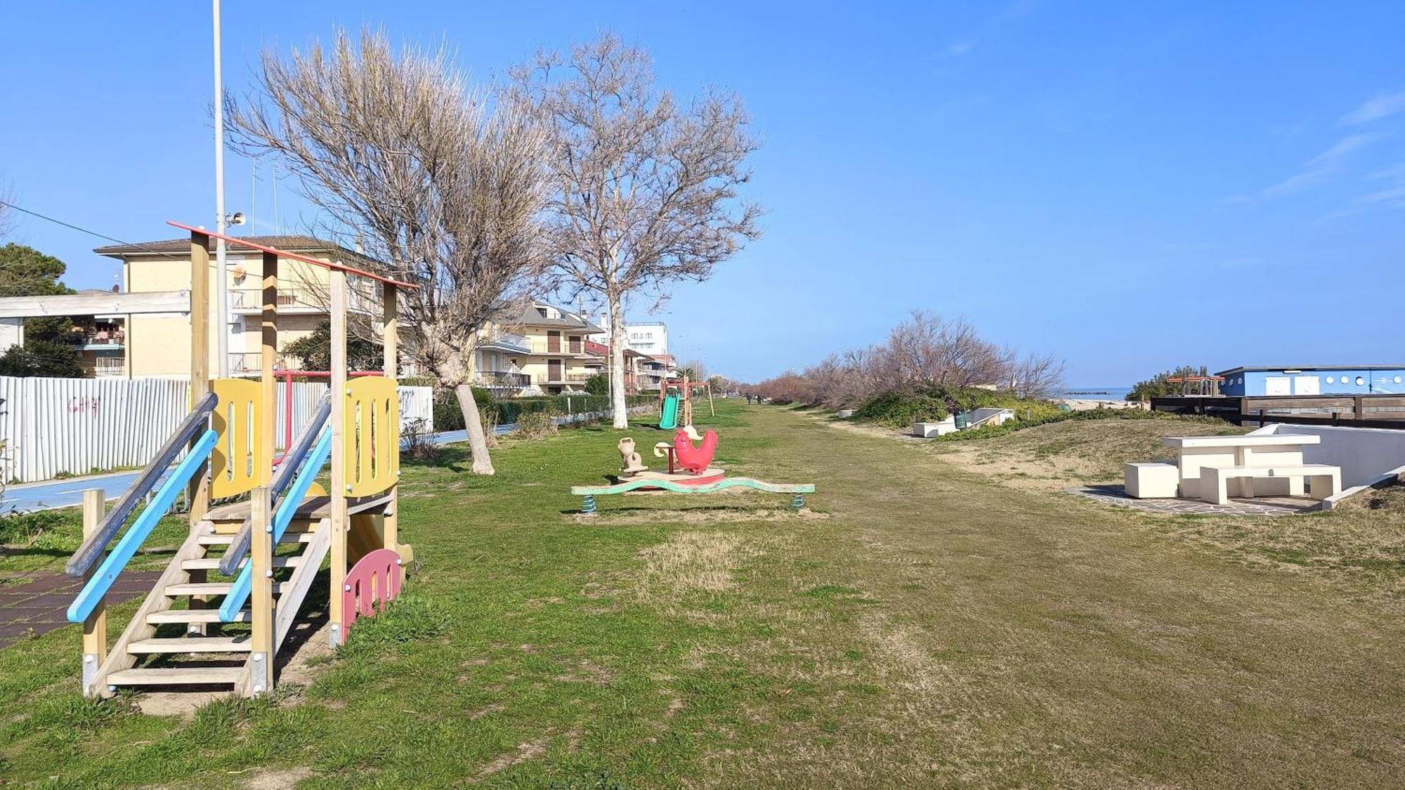 Lido Rooms & Apartments Lido di Fermo Exterior photo